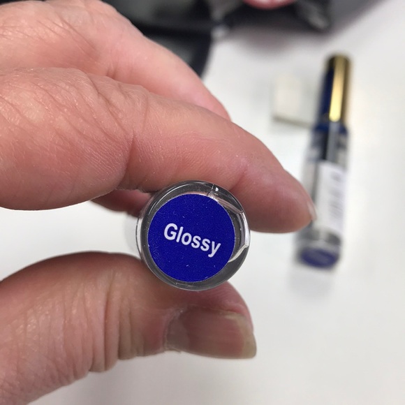 Lipsense lip stain and lip gloss and oops remover - Picture 10 of 11